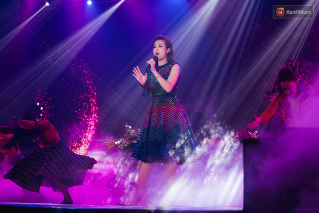 Keeng Music Awards: Soobin thắng đậm, Đông Nhi gây ấn tượng mạnh với sân khấu Keeng Music Awards: Soobin thắng đậm, Đông Nhi gây ấn tượng mạnh với sân khấu