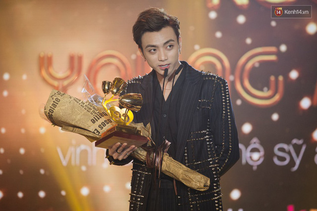 Keeng Music Awards: Soobin thắng đậm, Đông Nhi gây ấn tượng mạnh với sân khấu 