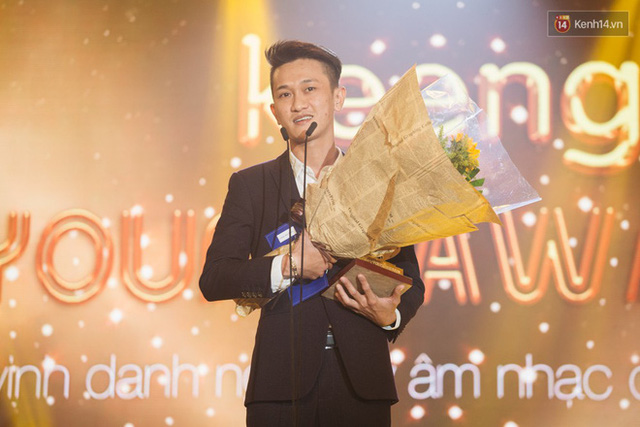 Keeng Music Awards: Soobin thắng đậm, Đông Nhi gây ấn tượng mạnh với sân khấu 
