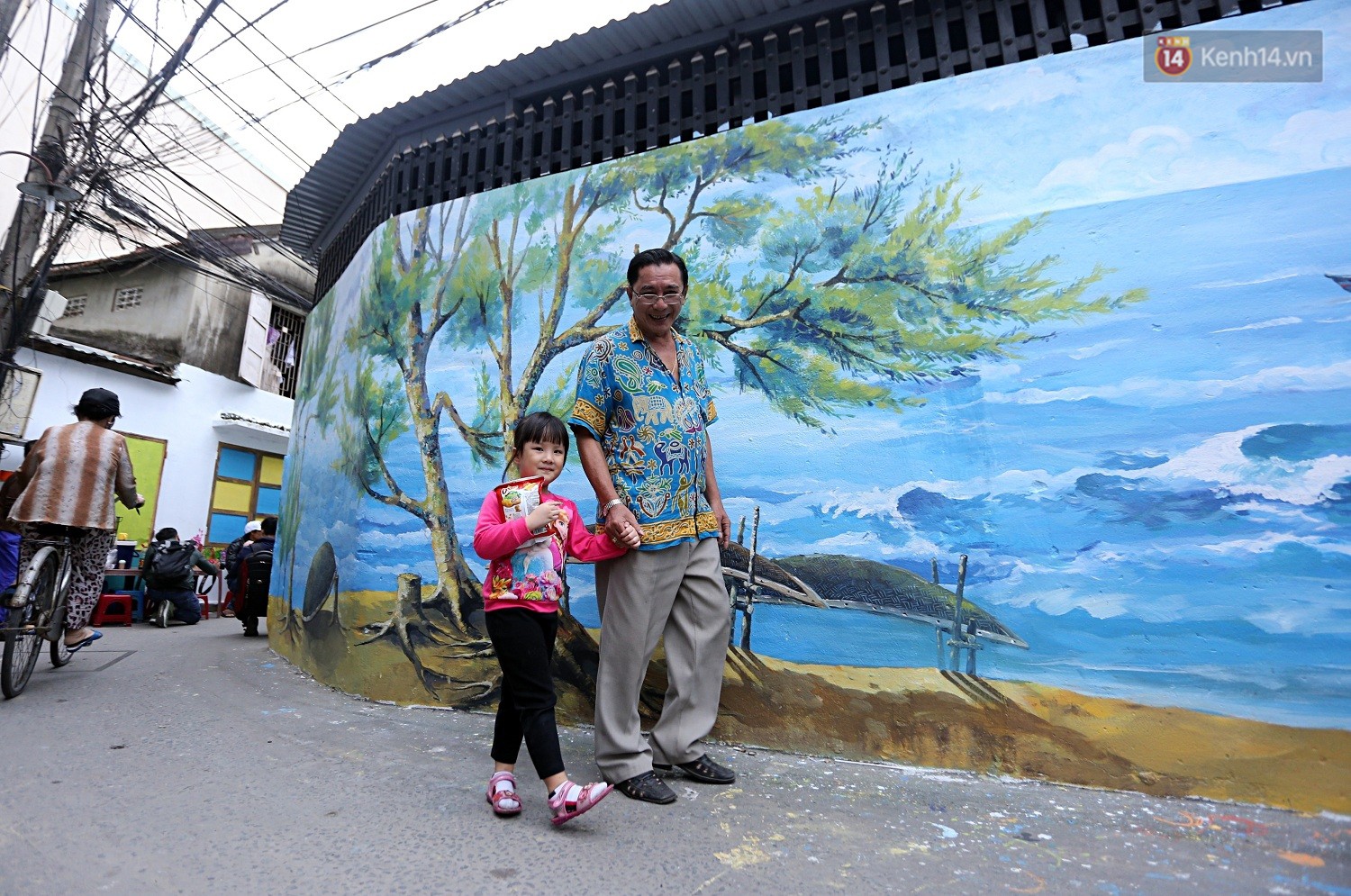 Chùm ảnh: Ngắm nhìn những bức tranh đầu tiên ở làng bích họa trong lòng thành phố Đà Nẵng