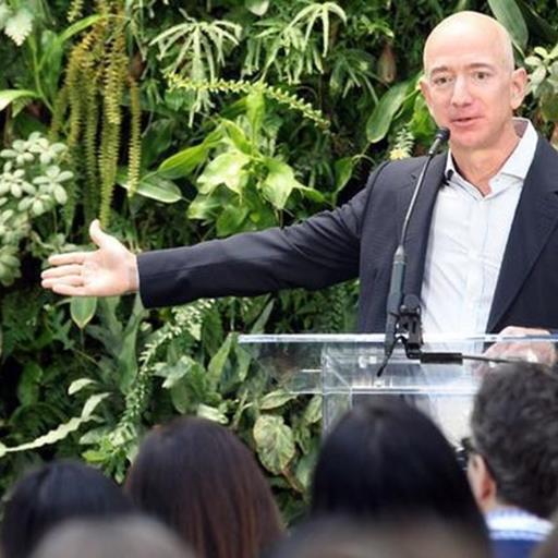 Tài sản của Jeff Bezos vượt 143 tỷ USD